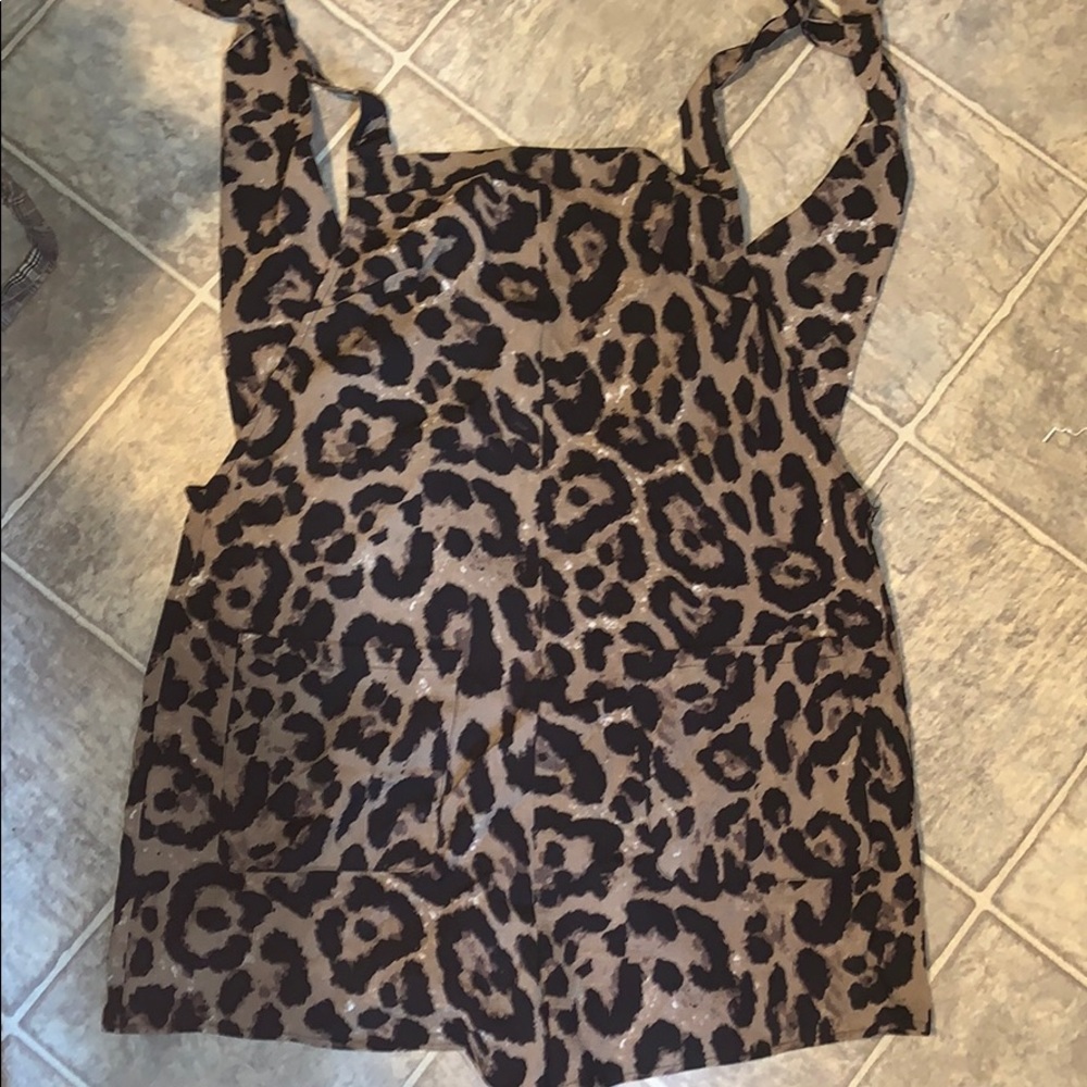 Leopard romper